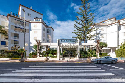 Apartment for sale in Puerto Banús, Málaga. 