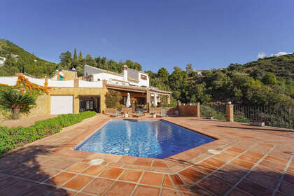 Cluster house for sale in Mijas, Málaga. 