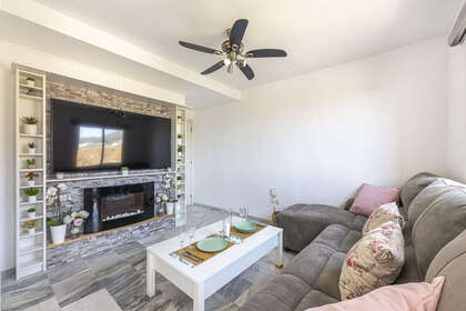 Apartment for sale in Torreblanca, Fuengirola, Málaga. 
