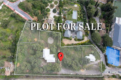 Plot for sale in Puerto Banús, Marbella, Málaga. 