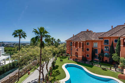 Apartment for sale in Benahavís, Málaga. 