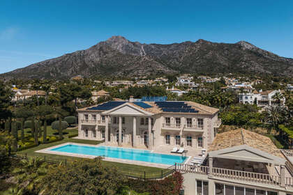 Cluster house for sale in Sierra Blanca, Marbella, Málaga. 