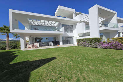 Apartment for sale in Casares, Málaga. 