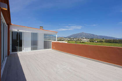 Penthouse for sale in San Pedro de Alcántara, Marbella, Málaga. 