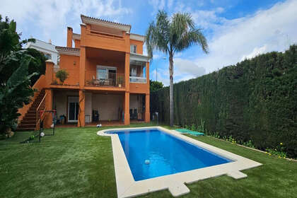 Cluster house for sale in Cerros Del Lago, Marbella, Málaga. 