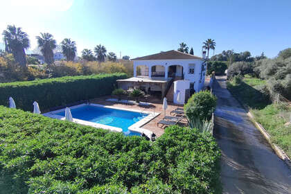 Cluster house for sale in Alhaurín el Grande, Málaga. 