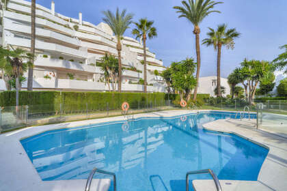 Apartment for sale in Nueva andalucia, Málaga. 
