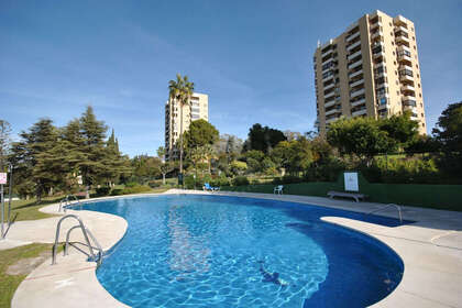 Apartment for sale in Nueva andalucia, Málaga. 