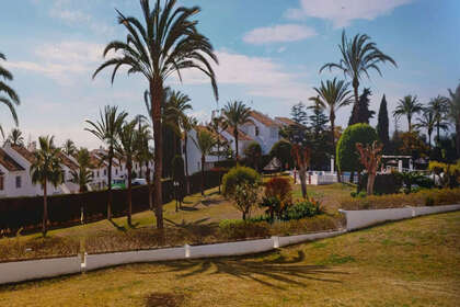 Apartment for sale in Puerto Banús, Málaga. 