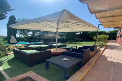 House for sale in Nueva andalucia, Málaga. 