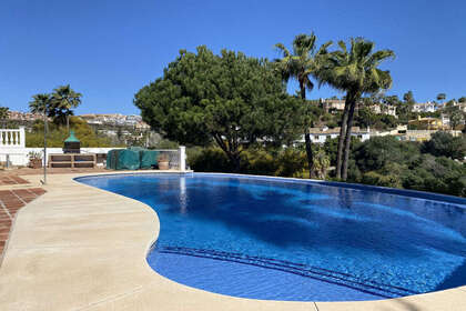 Cluster house for sale in Riviera Del Sol, Marbella, Málaga. 