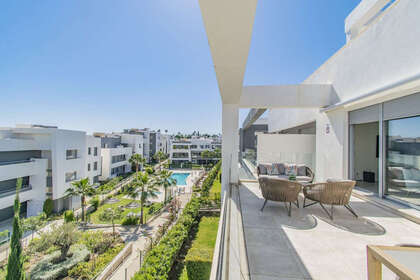 Apartment for sale in Puerto Banús, Marbella, Málaga. 