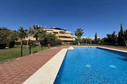 Apartment for sale in Cala Del Moral, La, Málaga. 