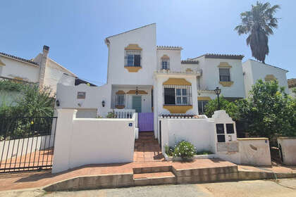House for sale in Mijas Costa, Málaga. 
