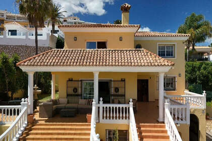 Cluster house for sale in Cala Del Moral, La, Málaga. 