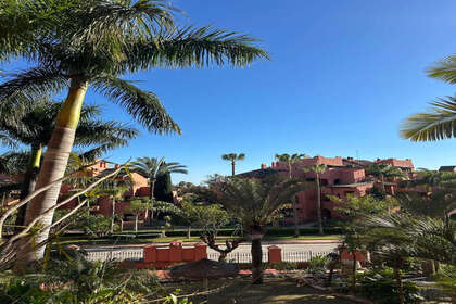 Apartamento venta en Estepona, Málaga. 