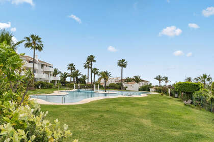 Appartementen verkoop in Calahonda, Mijas, Málaga. 