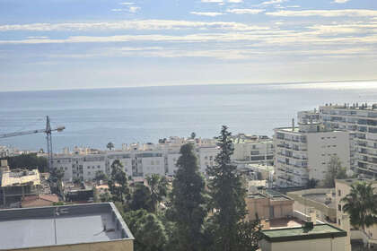 Apartment for sale in Torremolinos, Málaga. 