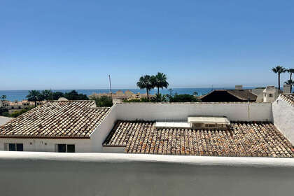 Apartamento venta en Cala Del Moral, La, Málaga. 