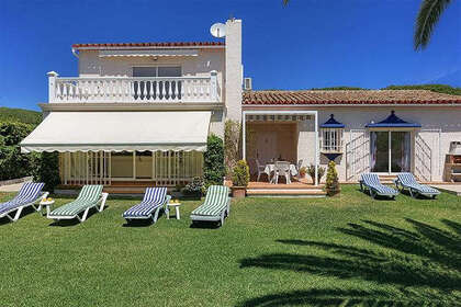 联排别墅 出售 进入 Puerto de Cabopino, Marbella, Málaga. 