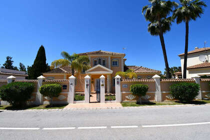 Chalet Adosado venta en Mijas Golf, Málaga. 