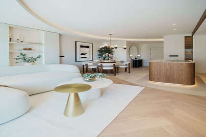 Appartementen verkoop in Puerto Banús, Marbella, Málaga. 