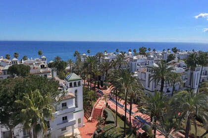 House for sale in Estepona, Málaga. 