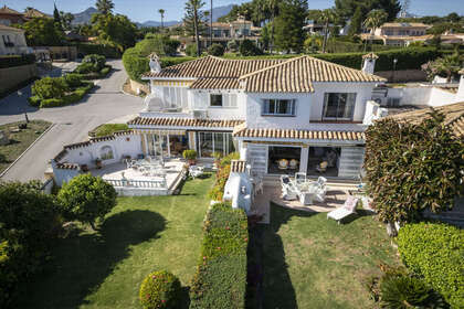 Huizen verkoop in El Paraiso, Estepona, Málaga. 