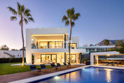 Rijtjeshuizen verkoop in Puerto Banús, Marbella, Málaga. 