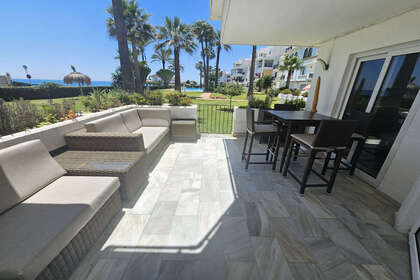 Apartamento venta en Cala Del Moral, La, Málaga. 