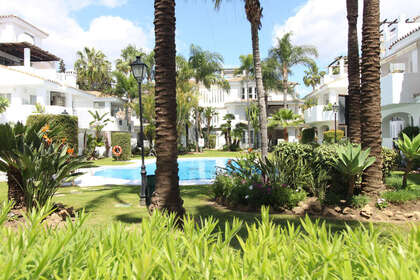 Apartment for sale in Nueva andalucia, Málaga. 