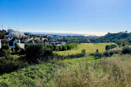 联排别墅 出售 进入 Estepona, Málaga. 
