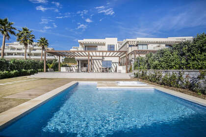 Chalet Adosado venta en Puerto Banús, Marbella, Málaga. 