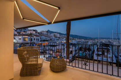 酒店公寓 出售 进入 Puerto Banús, Málaga. 