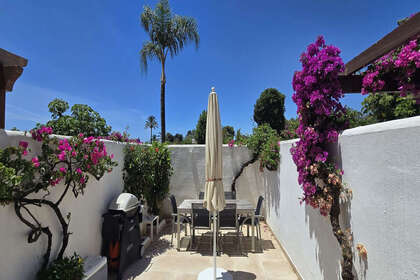 房子 出售 进入 Estepona, Málaga. 