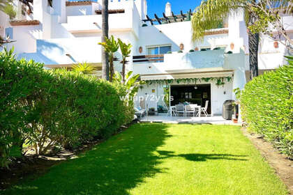 房子 出售 进入 Estepona, Málaga. 