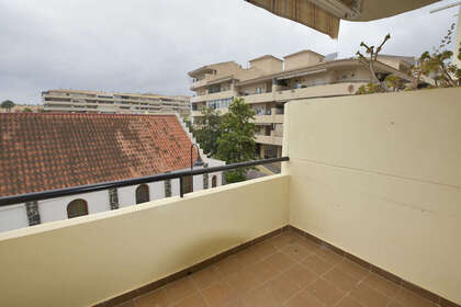 酒店公寓 出售 进入 Las Lagunas, Fuengirola, Málaga. 