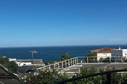 联排别墅 出售 进入 Estepona, Málaga. 