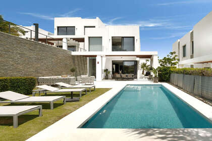Casa venta en Puerto de Cabopino, Marbella, Málaga. 