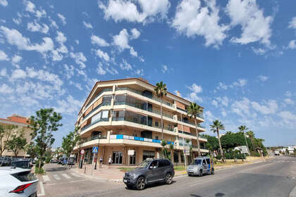 酒店公寓 出售 进入 San luis de sabinillas, Málaga. 