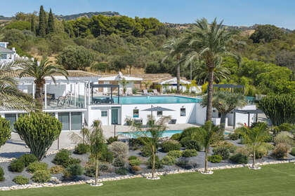 Cluster house for sale in Elviria, Marbella, Málaga. 