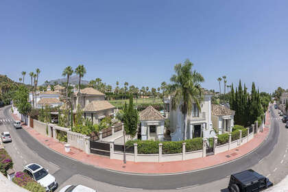 House for sale in Nueva andalucia, Málaga. 