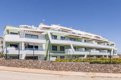 Apartment for sale in Calanova Golf, Mijas, Málaga. 