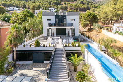 Cluster house for sale in Alhaurín de la Torre, Málaga. 