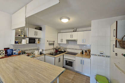 Apartment for sale in San luis de sabinillas, Málaga. 