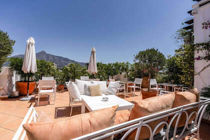Penthouse for sale in Nueva andalucia, Málaga. 
