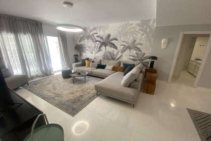 Apartment for sale in Puerto Banús, Málaga. 