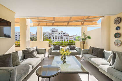 Apartment for sale in Puerto Banús, Málaga. 