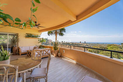 Apartment for sale in Elviria, Marbella, Málaga. 