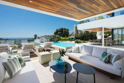 Cluster house for sale in Benahavís, Málaga. 